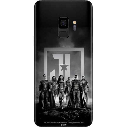 The Justice League (2017) Justice League Black and White Galaxy S9 Skin